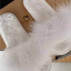 Feather Bridal Slippers